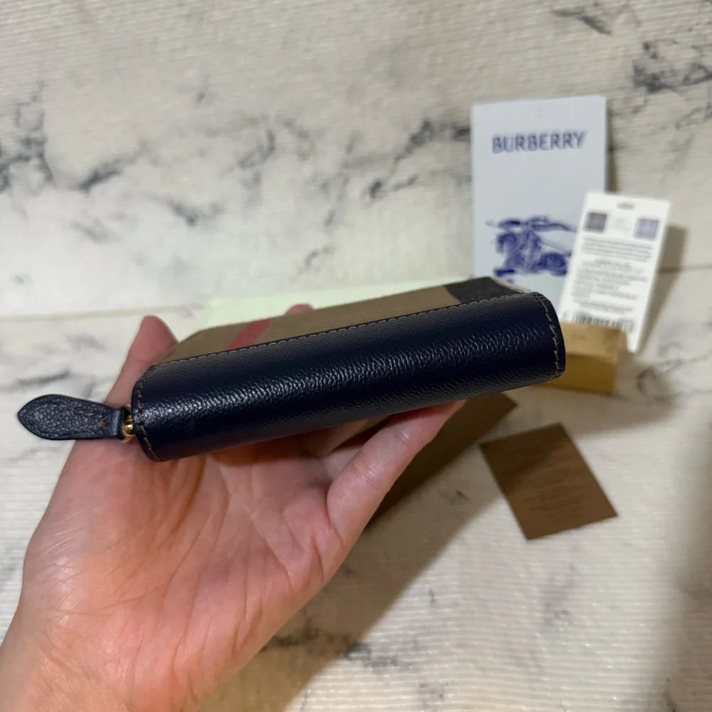 Burberry Check Canvas Navy Blue Zip Around Wallet - Picture 10 of 17